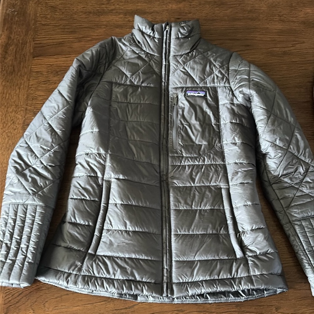 PATAGONIA women’s EUC down Radalie jacket Steel Grey Size XS